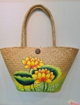 Túi xách cỏ bàng xách tay vẽ sen vàng (dài 45cm, cao 26cm, rộng 12cm, quai 26cm)