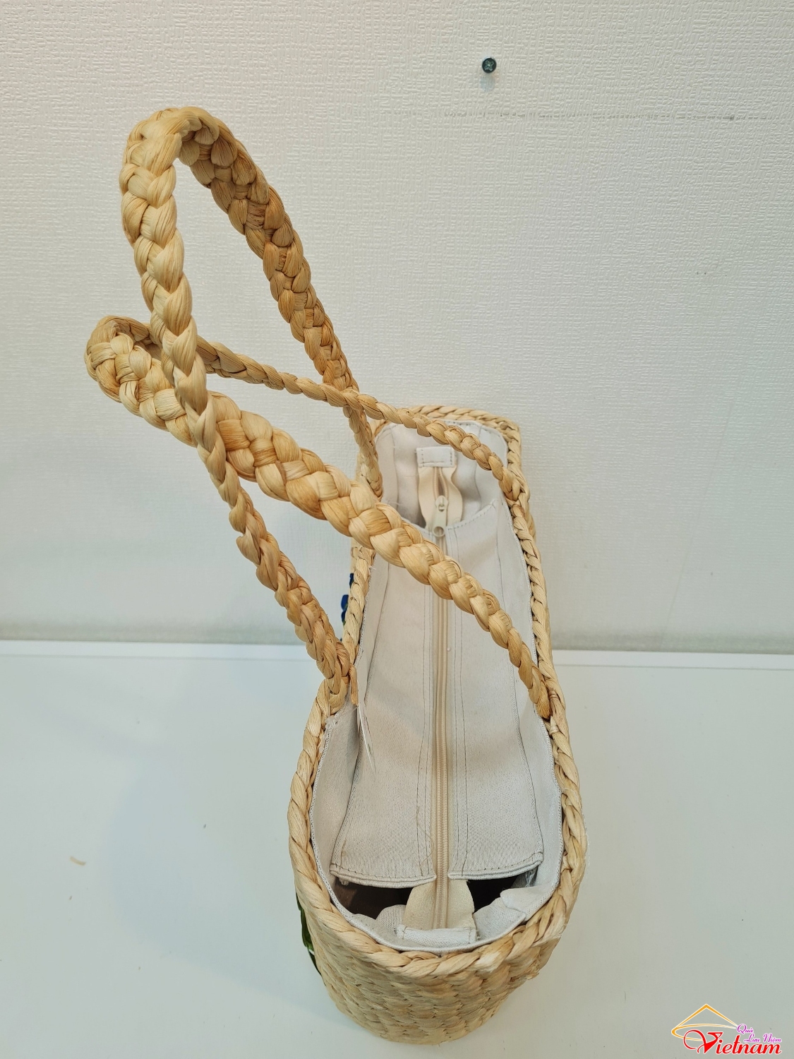 Tui luc binh xach tay quai dai theu hoa (1)