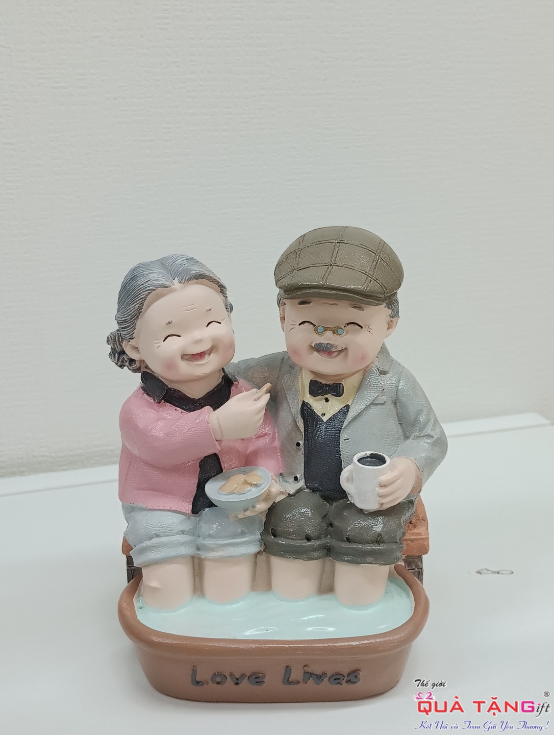 TƯỢNG ÔNG BÀ LIỀN 1