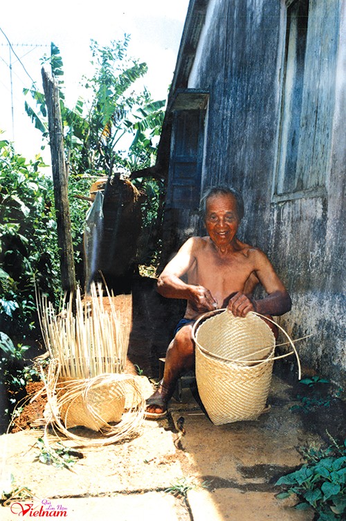 gui tay nguyen