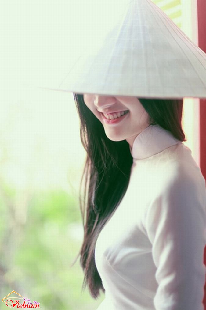 non bai tho hue (6)