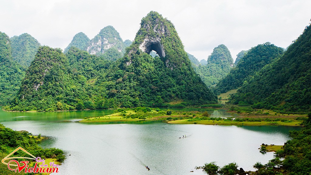 Chiêm ngưỡng mắt thần núi - Ảnh 2. nui mat than 2